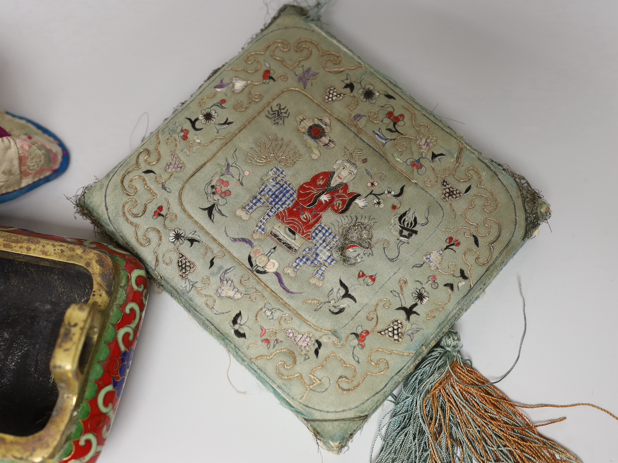 A Chinese cloisonné enamel censer, an embroidered hat and similar silk embroidered box (3)